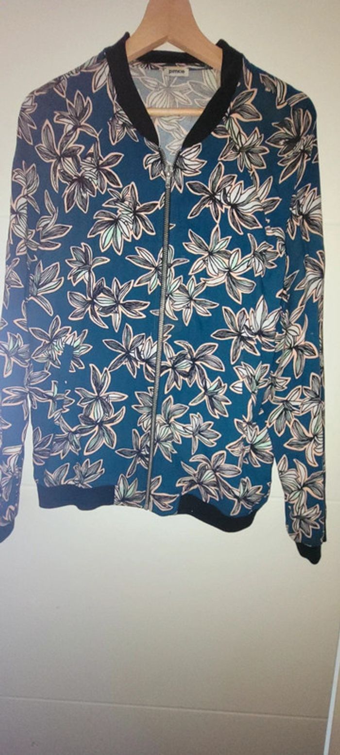 Veste légère Pimkie forme bombers imprimés parfait état taille 40 - photo numéro 5