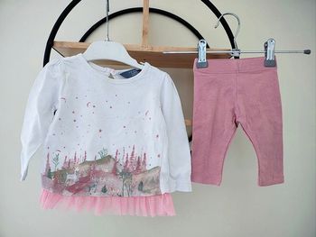 3-6 mois ensemble tunique (3-6 mois) et legging (3 mois)