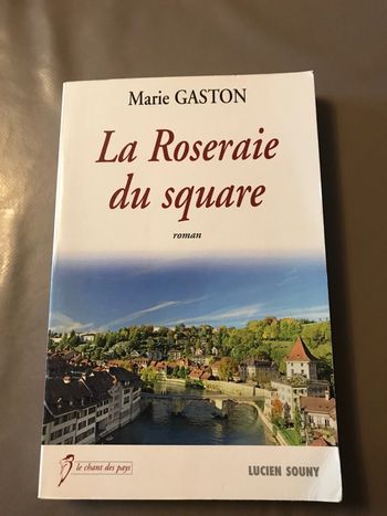 Livre La roseraie du square