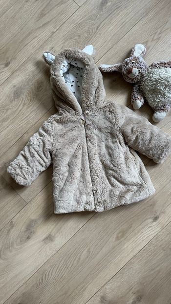 Manteau fourrure beige, bébé 9  mois