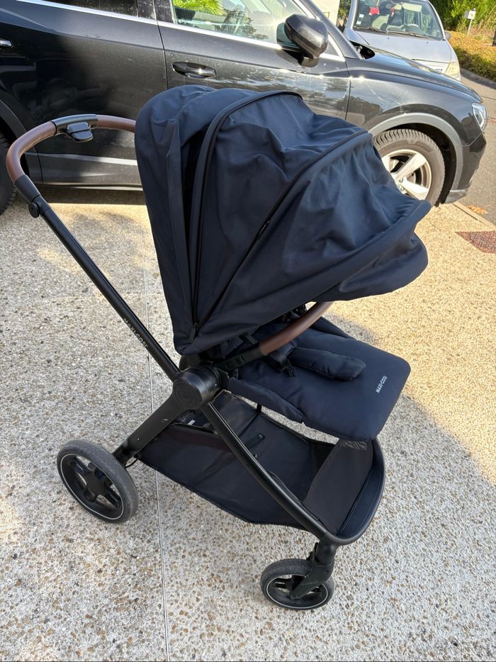 Poussette maxi cosi street quasi neuve - photo numéro 2
