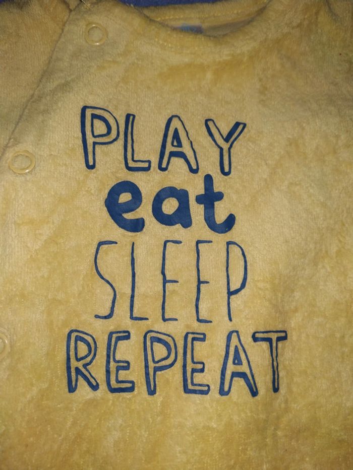 Pyjama - photo numéro 2