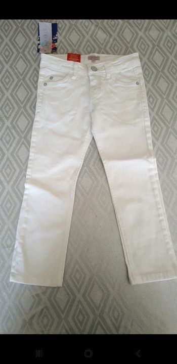 Jean fille blanc 3 ans neuf
