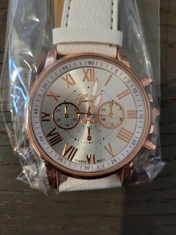 Montre esthétique ! - photo numéro 2