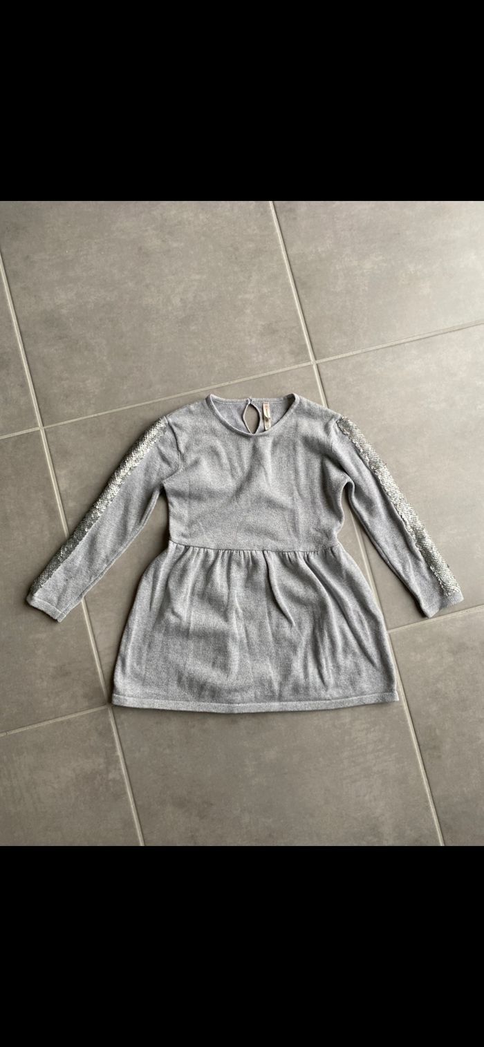 Robe de fêtes manches longues pailletés 4 ans - photo numéro 2