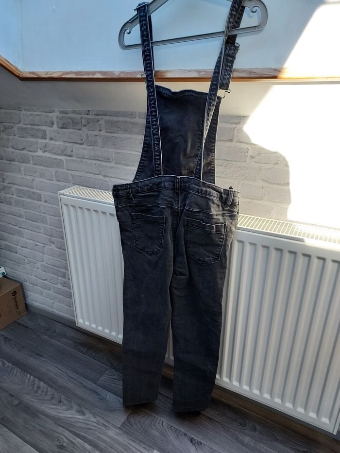 Salopette jean - photo numéro 2