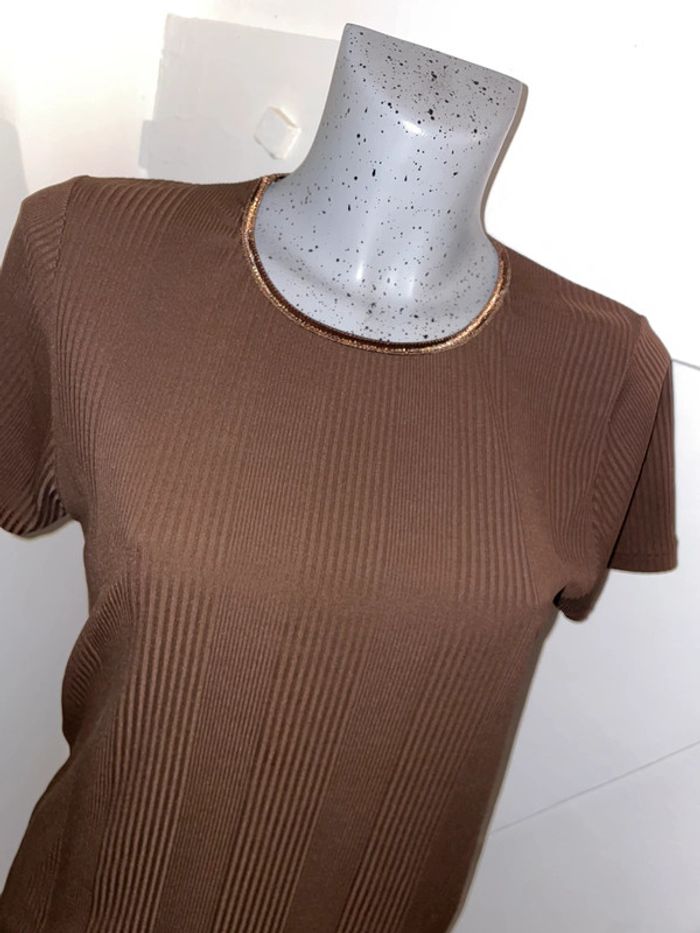 Jolie haut manches courtes - photo numéro 2