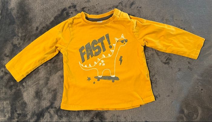 Tee-shirt jaune Dino