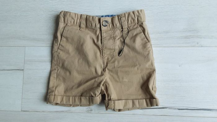 Vêtement garçon short marron Primark 4 ans