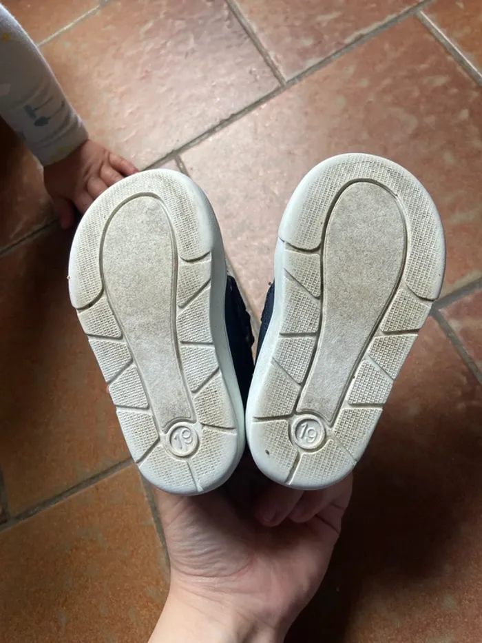 Chaussure bébé - photo numéro 2
