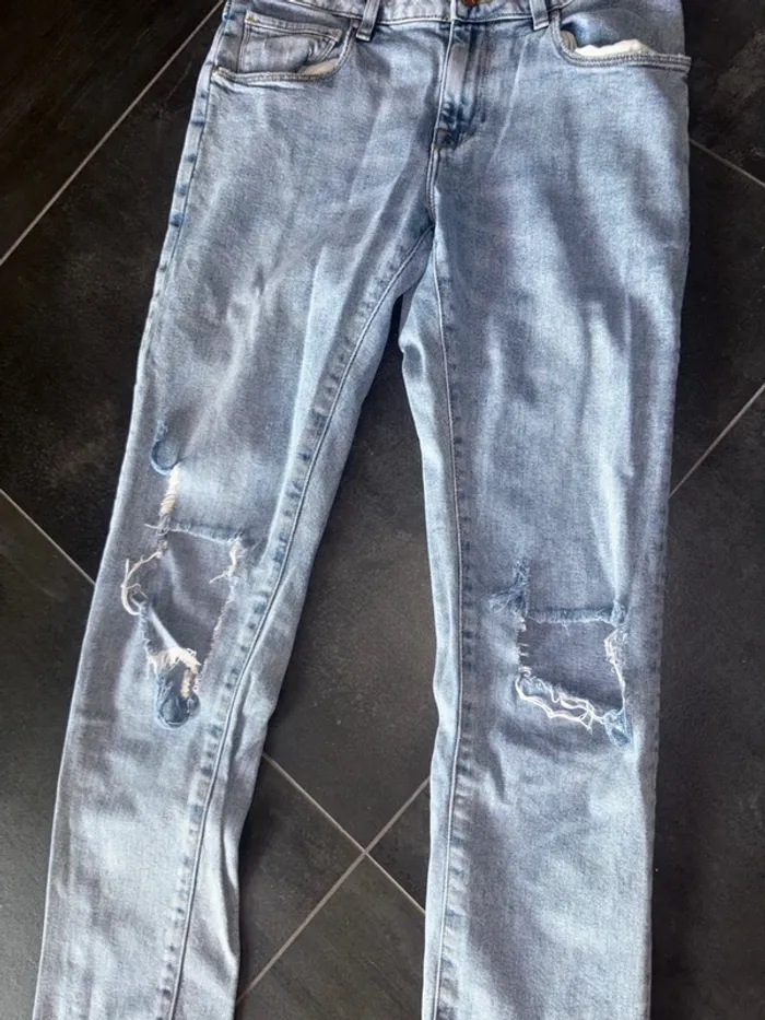 Jean 👖 troué Genoux - photo numéro 2