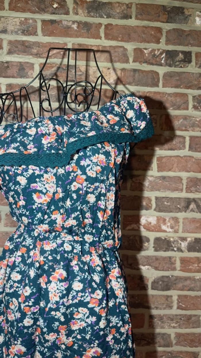 Robe verte à fleurs une épaule pimkie taille S/36 - photo numéro 13