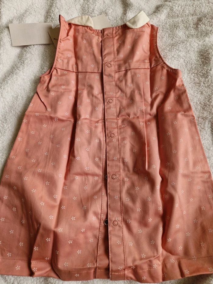 Robe Kiabi neuve 18 mois - photo numéro 3