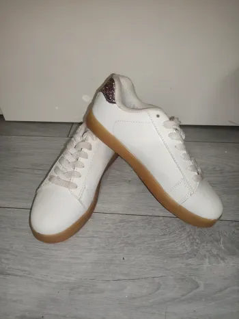 Chaussure blanche led