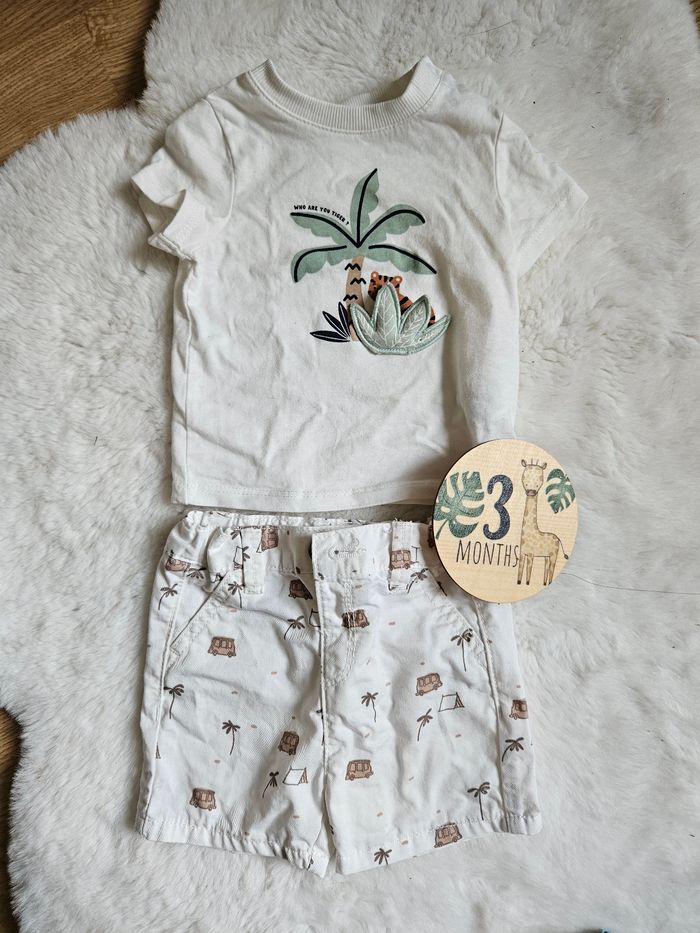 Ensemble tee shirt + short 3 mois kiabi