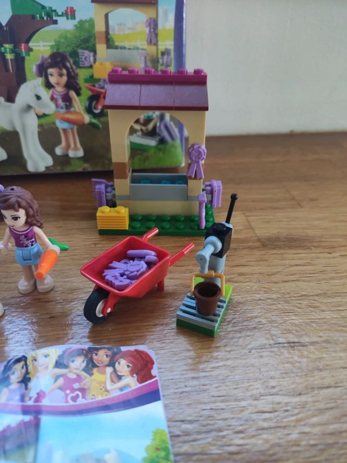 Lego Friends 41003 Olivia et son bébé poulain - photo numéro 3