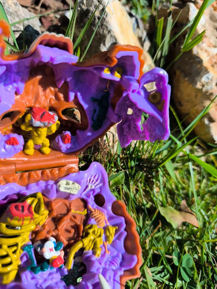 Boîte mini micro figurine petite mighty max bluebird pocket monster rat doom zone Hellcat grapples - photo numéro 5
