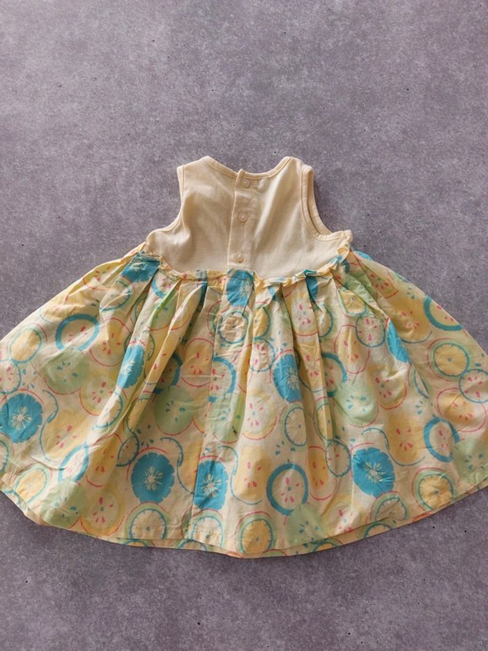 Robe jaune - photo numéro 2