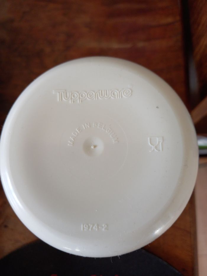Petit pot pichet Tupperware - photo numéro 3