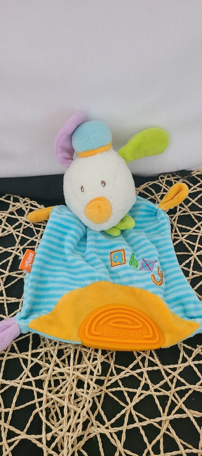 Doudou plat chien bleu orange vert mauve ahoy BABYSUN - photo numéro 2