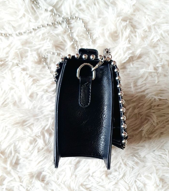 👜 Petit Sac à main pochette simili cuir noir clous boules argentées Jacqu'rock neuf bandoulière anse - photo numéro 8