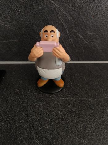 Figurine orthopedix d'asterix et obelix mc Donald's 2019