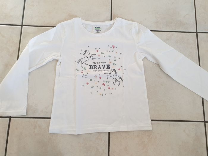 Lot Tee shirt Manches longues   8 ans - photo numéro 4