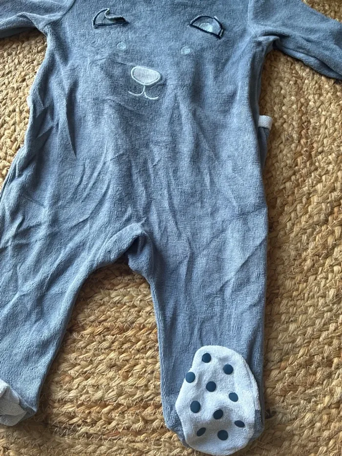 Pyjama garçon 6 mois - photo numéro 3