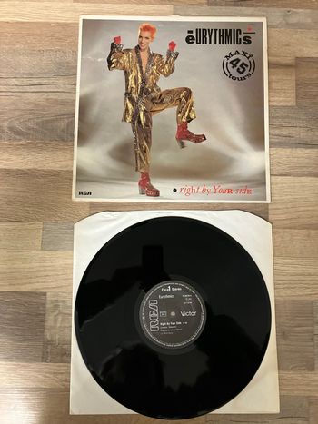 Vinyle maxi 45 tours-Eurythmics-Right by your side