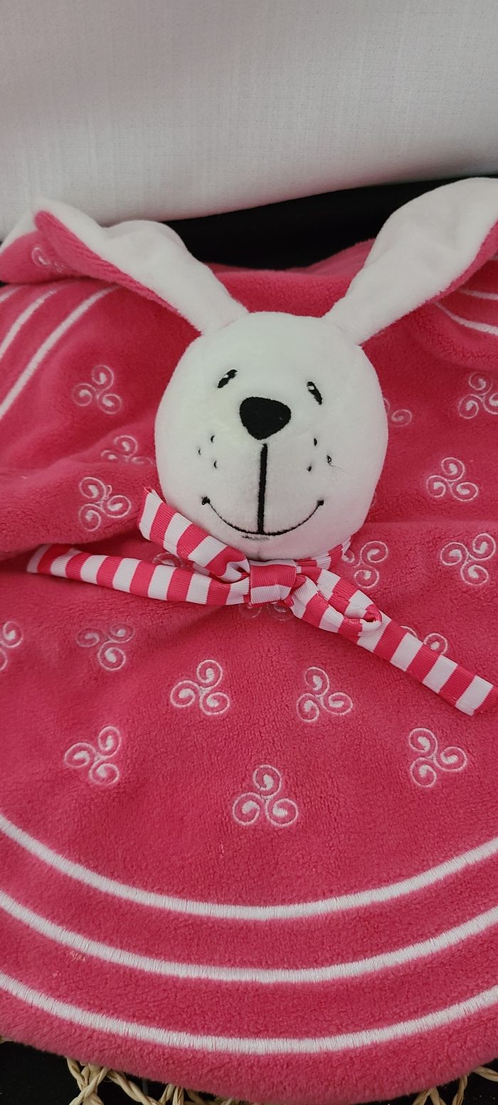 Doudou plat rond lapin rose blanc BREIZH CREATIONS - photo numéro 2