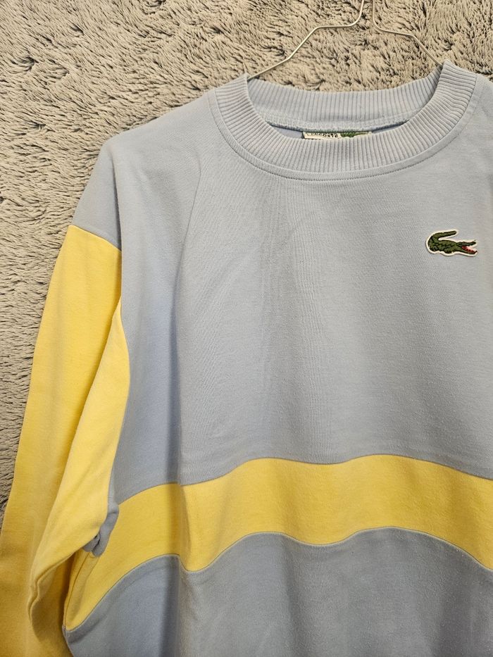 Sweat vintage jaune et bleu de chez Lacoste - photo numéro 6