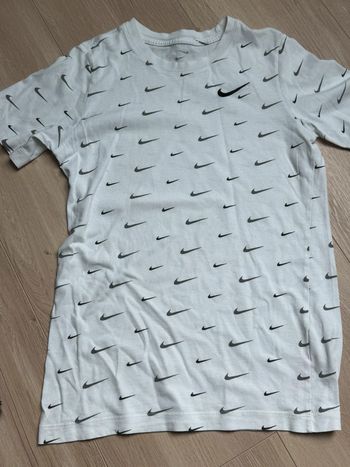T shirt Nike enfant L