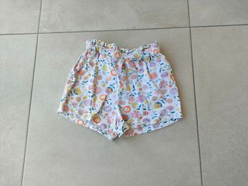 Short fleuri - Taille 5 ans