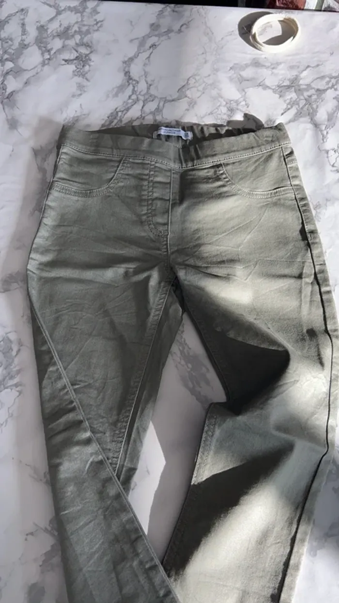 Pantalon taille 12 ans