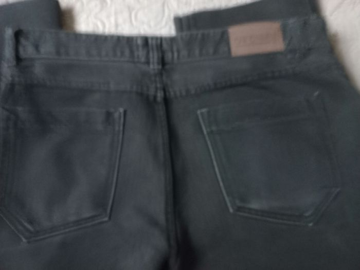 Jean noir - photo numéro 4