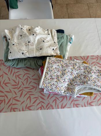 Lot de vêtements 12 mois 