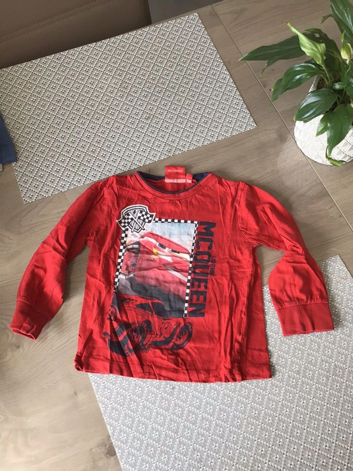 T-shirt manches longues cars 3 ans