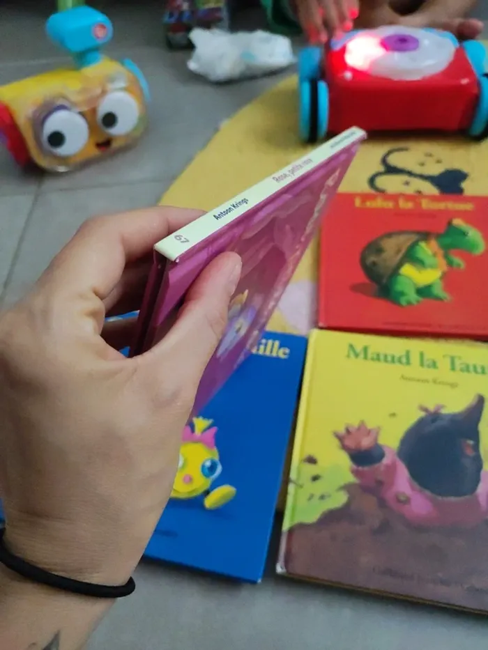 Livre drôles de petites betes - photo numéro 2
