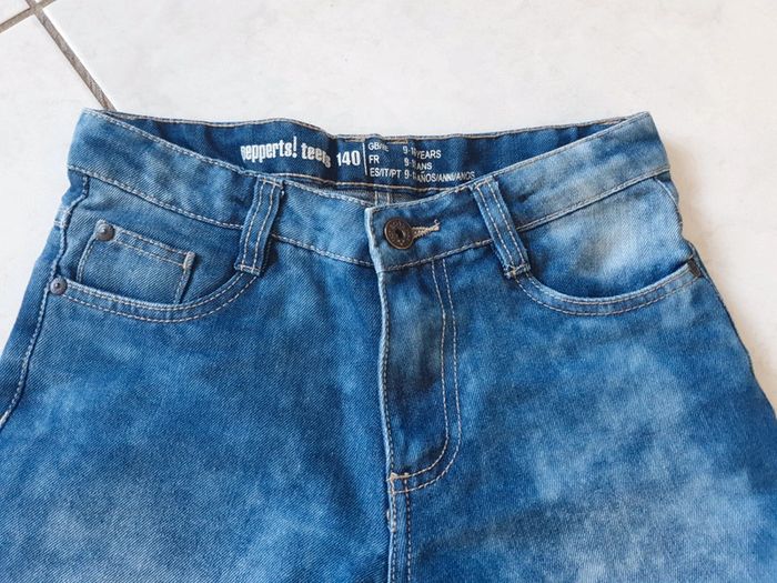 Bermuda en jean garçon 10 ans CA1 - photo numéro 3