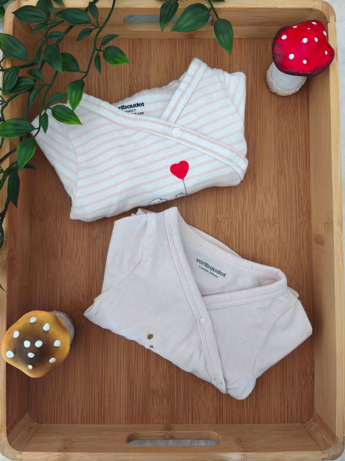 Lot de 2 brassières ~ 1 mois