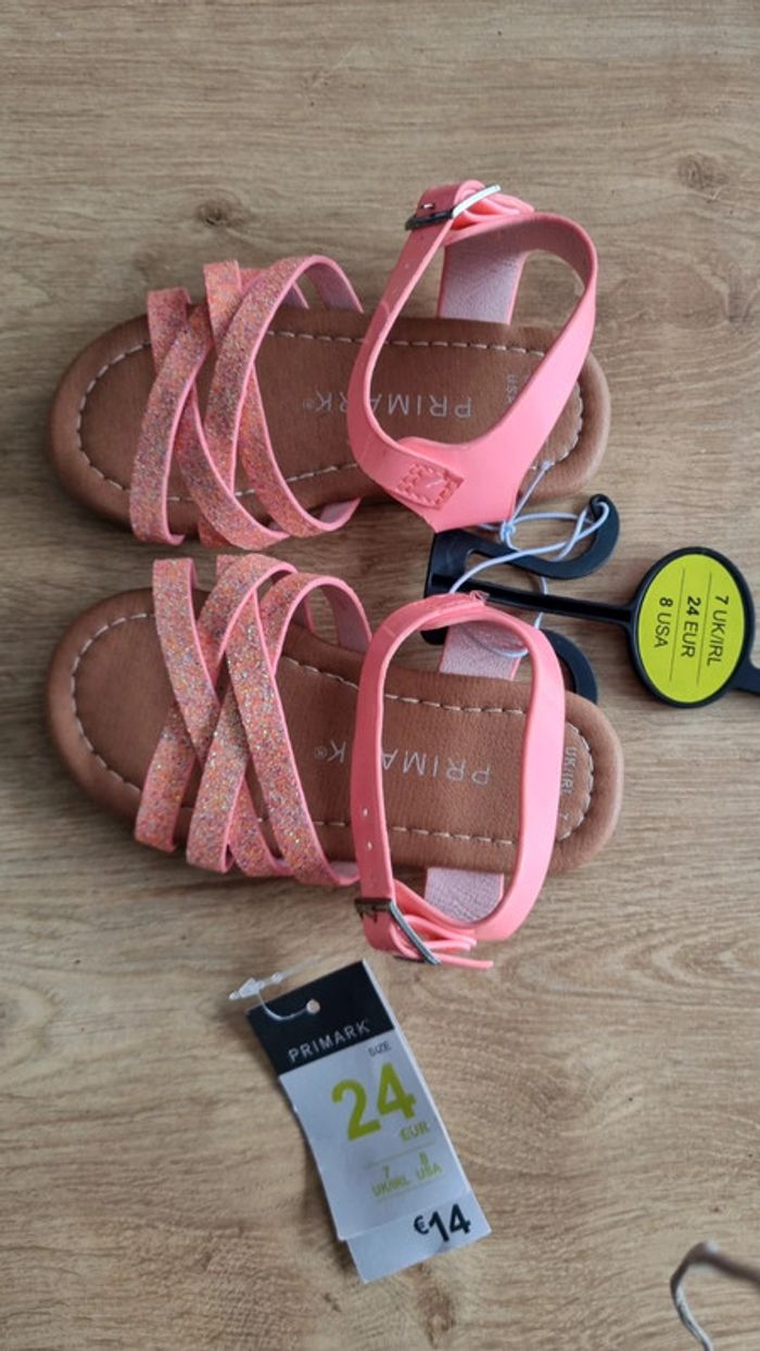 Sandales d'été plates rose paillettes 24 pailletés neuf - photo numéro 2