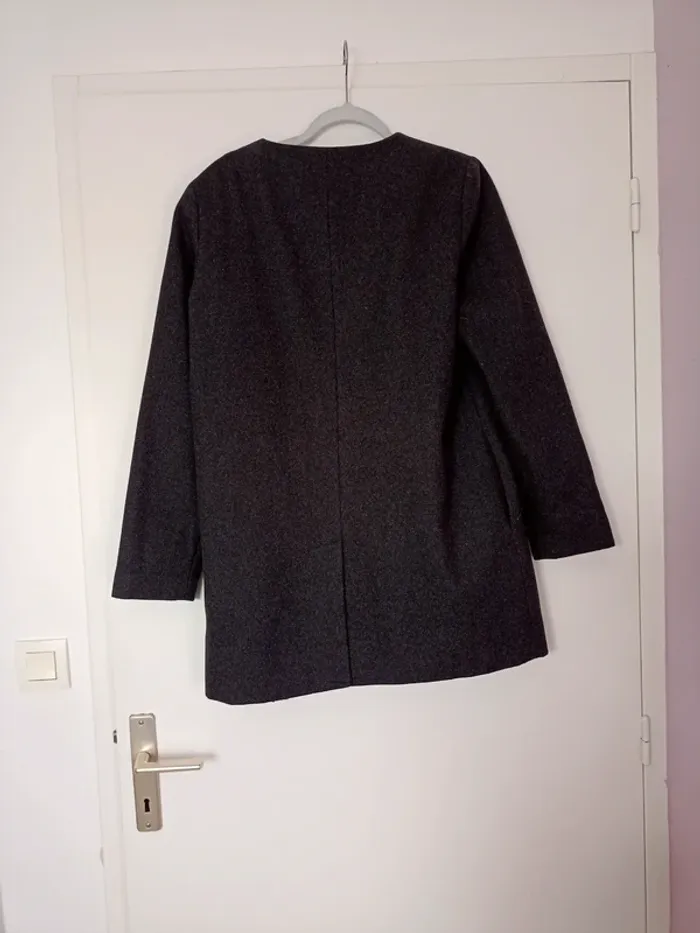 Magnifique manteau  gris - photo numéro 2
