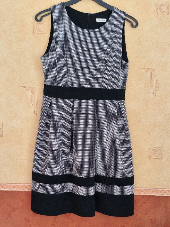 Robe Cache Cache T.40
