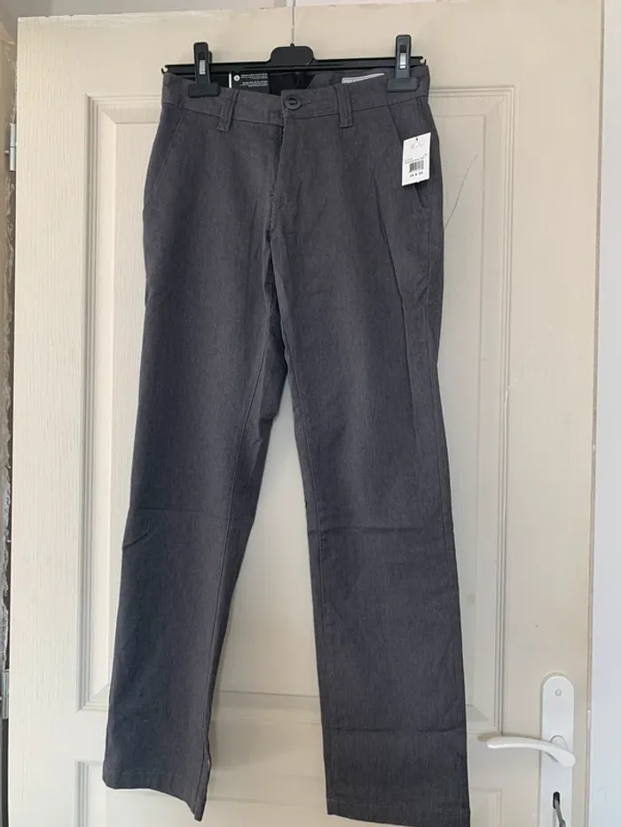 Pantalon chinos volcom