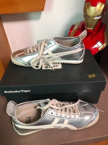 Asics Onitsuka Tiger MEXICO 66 Taille  43.5