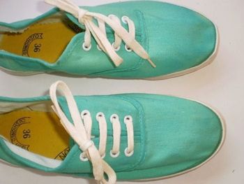 Sneaker verte t 36 NEUF NON PORTE