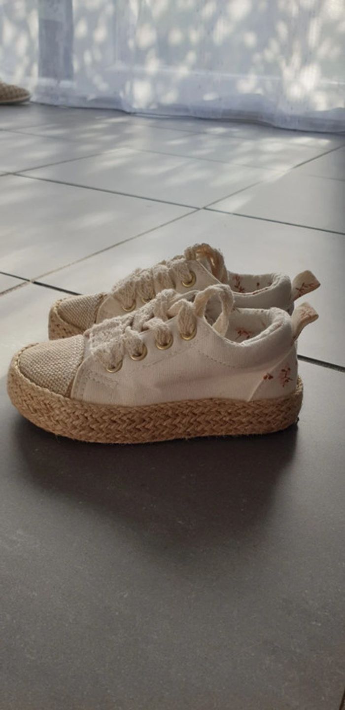 Chaussures bébé fille 22 - photo numéro 2