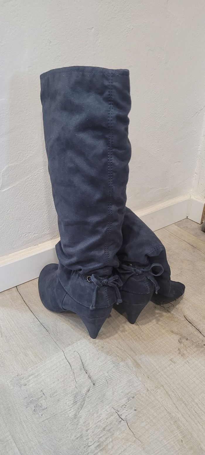 Bottes T 37 Daim neuves - photo numéro 4