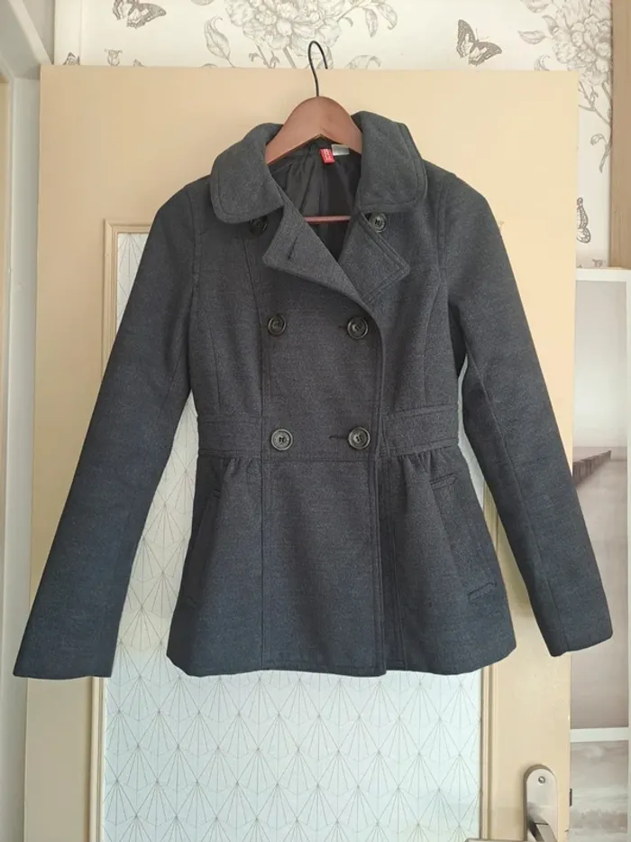Manteau gris chaud femme comme neuf sexy cintré divided H&m 34 - photo numéro 2