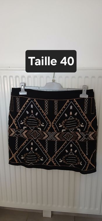 Jupe Taille 40 marque Kiabi 